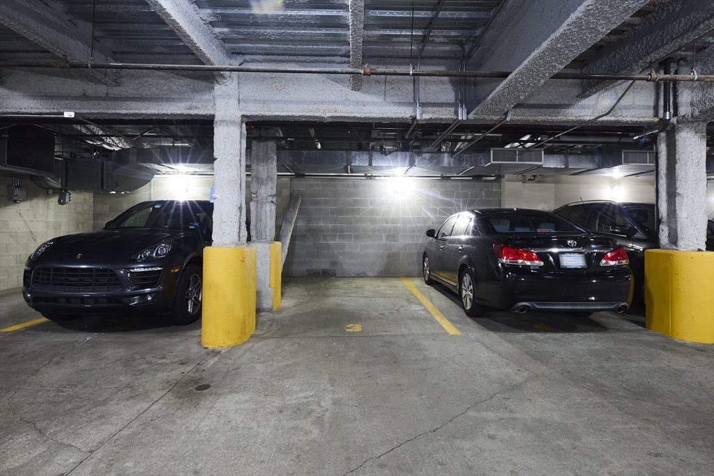 534 Commonwealth Ave., # 3B Unit: U: 3B