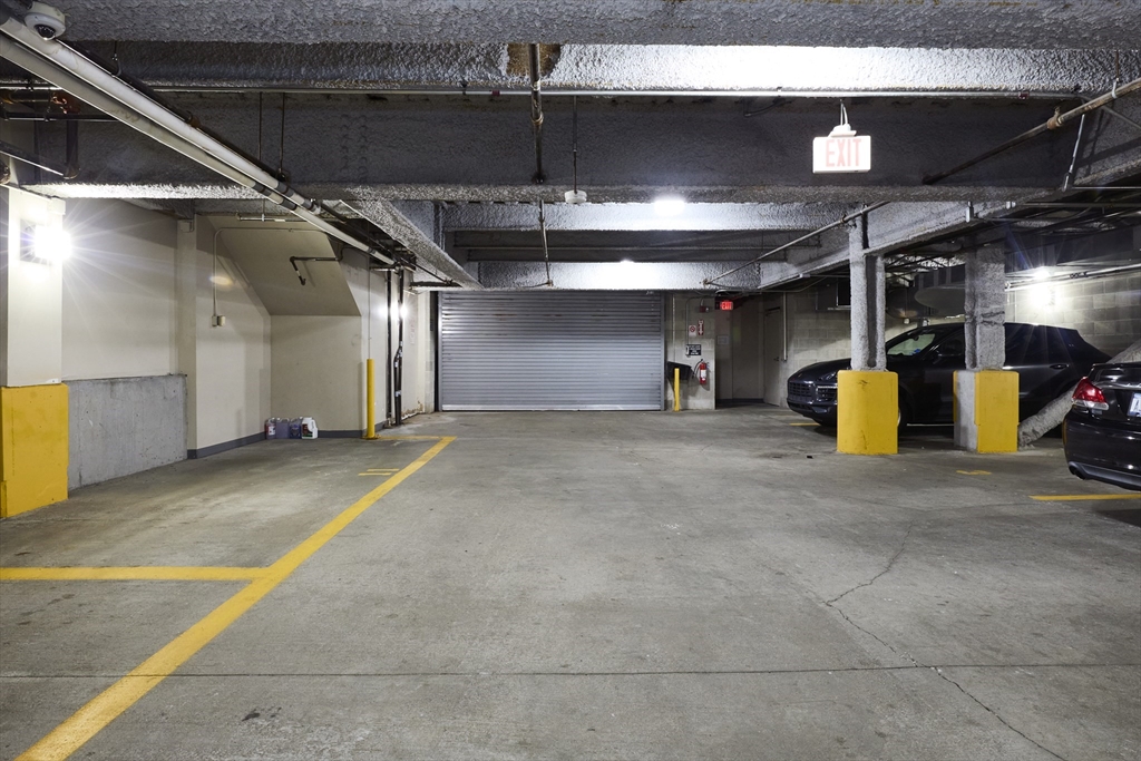 534 Commonwealth Ave., # 3B Unit: U: 3B