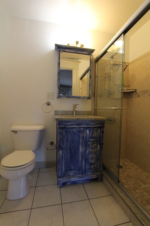 483 Massachusetts Ave # 4