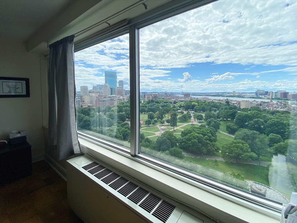 151 Tremont Street # 22M