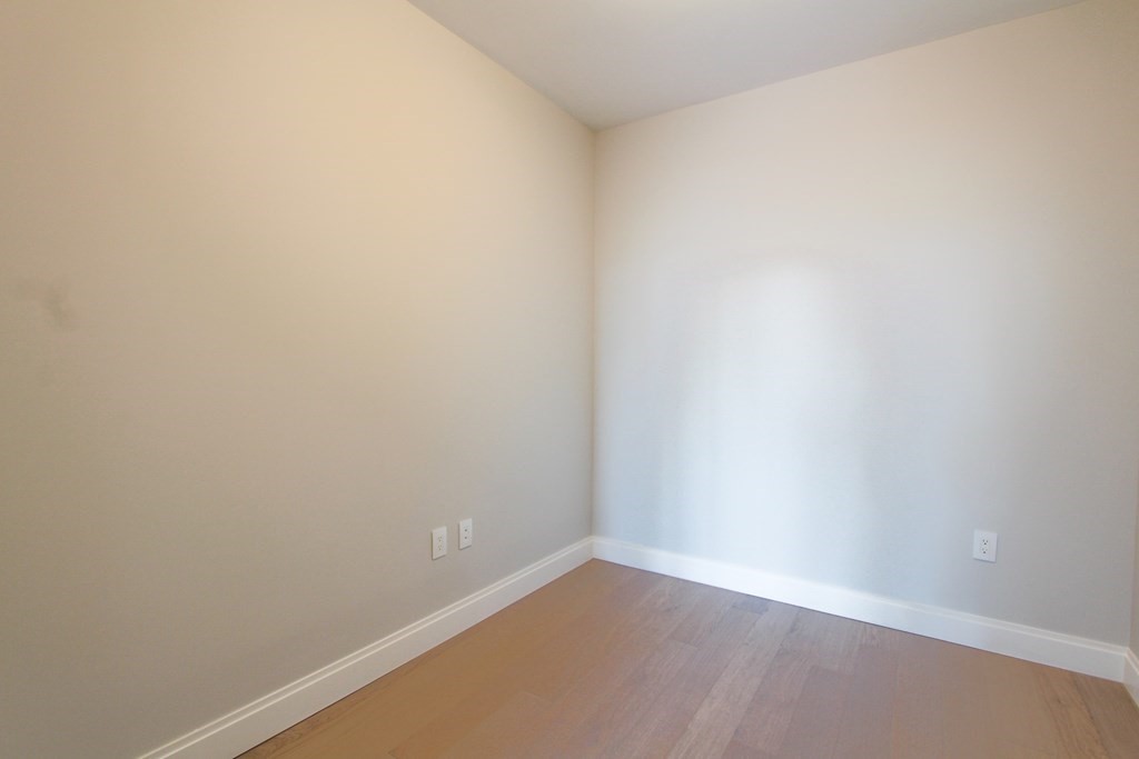 100 Shawmut Ave # 603