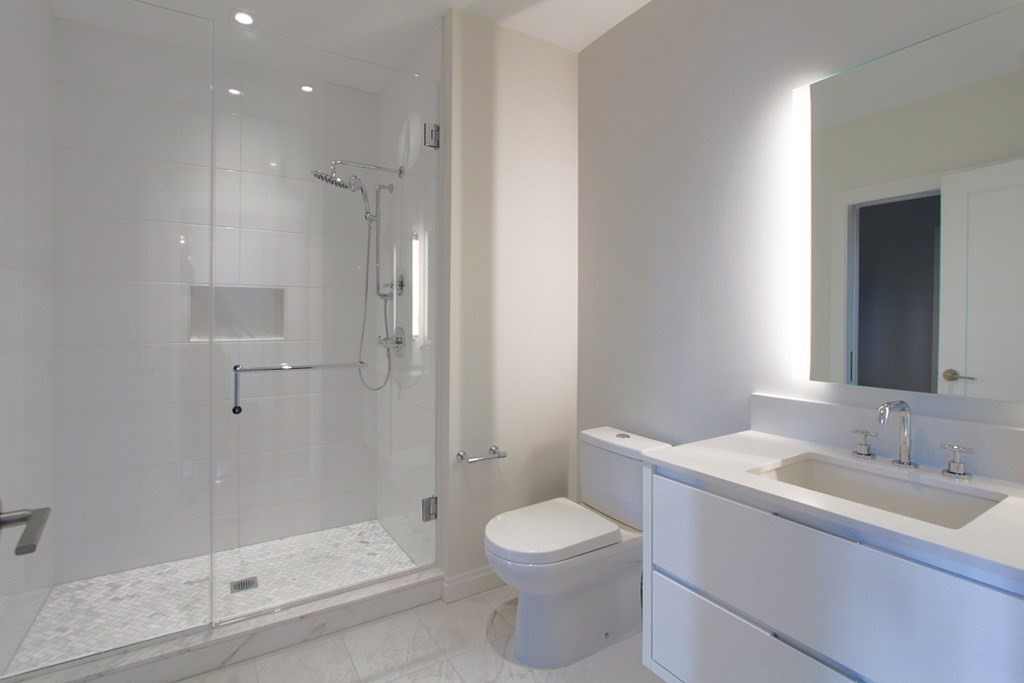 100 Shawmut Ave # 603