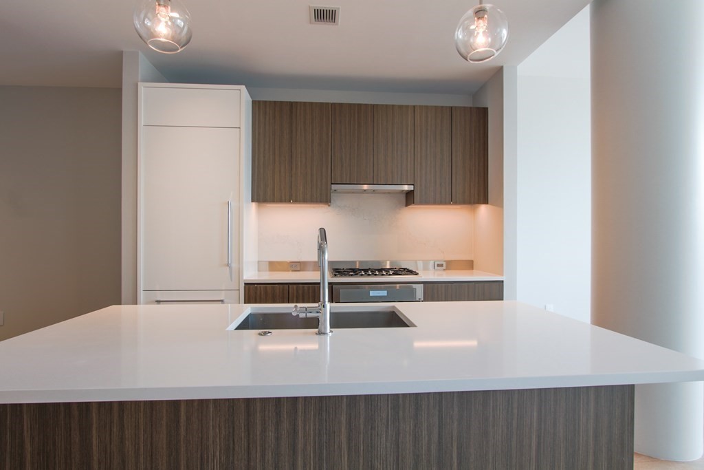 100 Shawmut Ave # 603