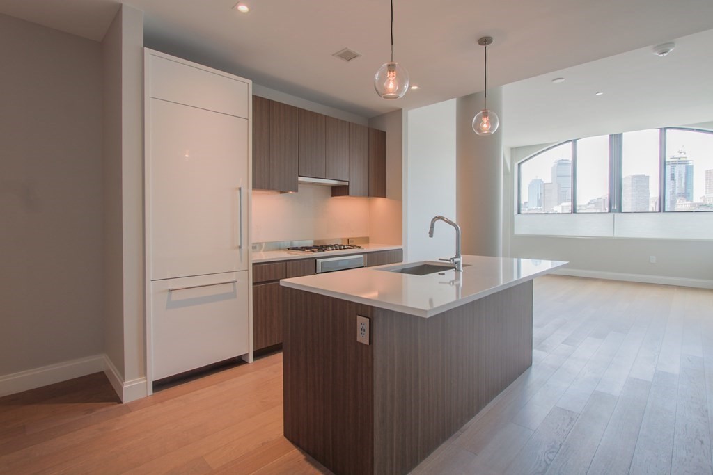 100 Shawmut Ave # 603