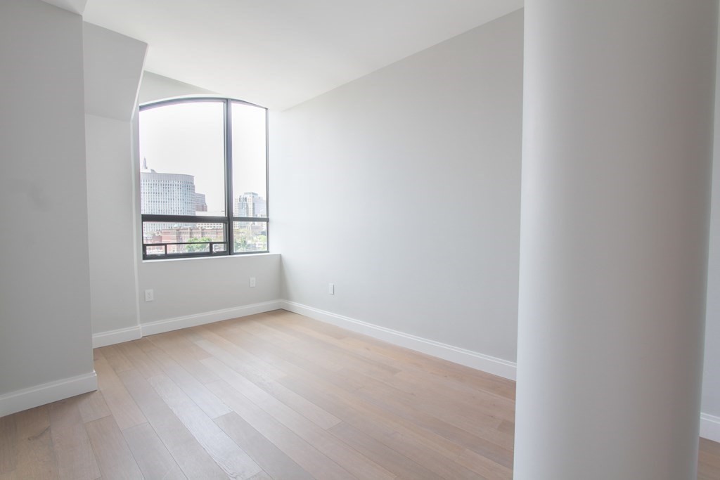 100 Shawmut Ave # 603