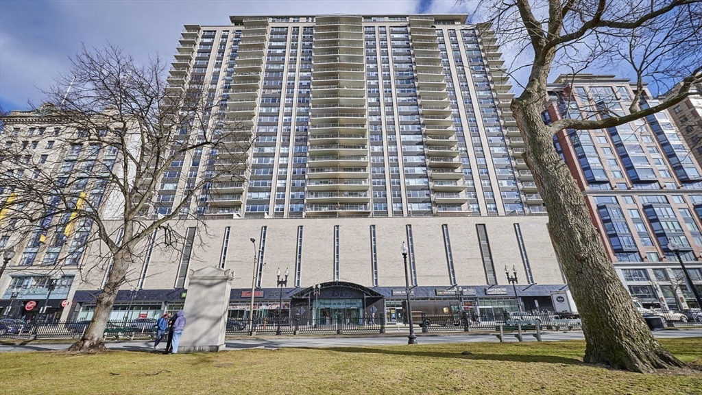 151 Tremont # 24J