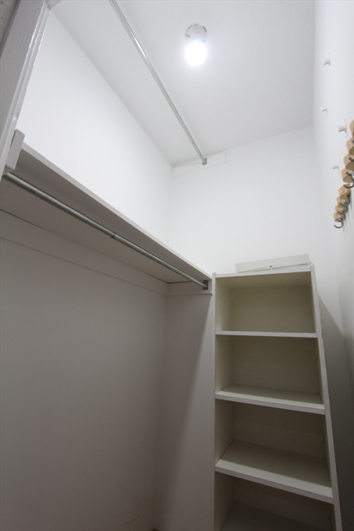 88 Saint Botolph St # 2