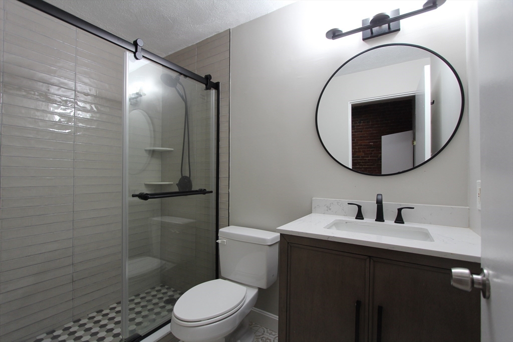 88 Saint Botolph St # 2