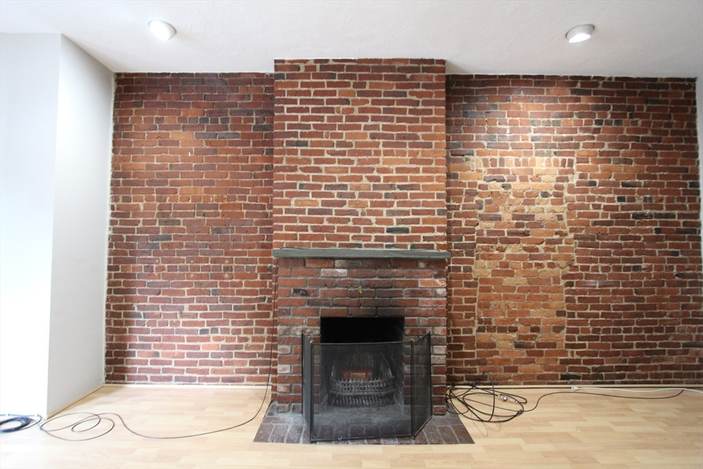 88 Saint Botolph St # 2