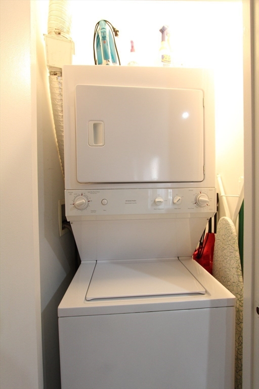 88 Saint Botolph St # 2