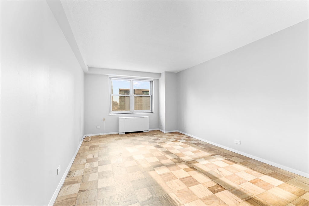 151 Tremont Street # 14B