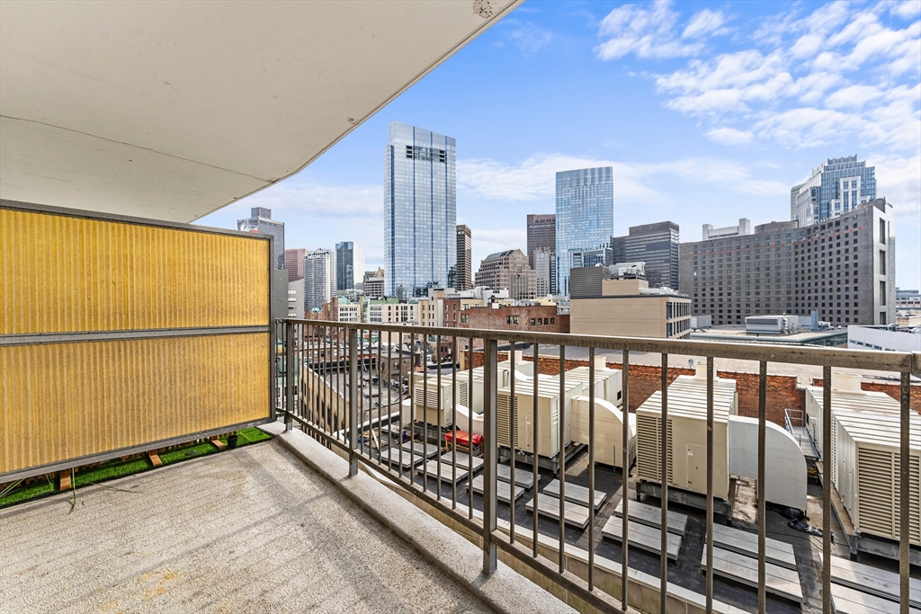151 Tremont Street # 14B
