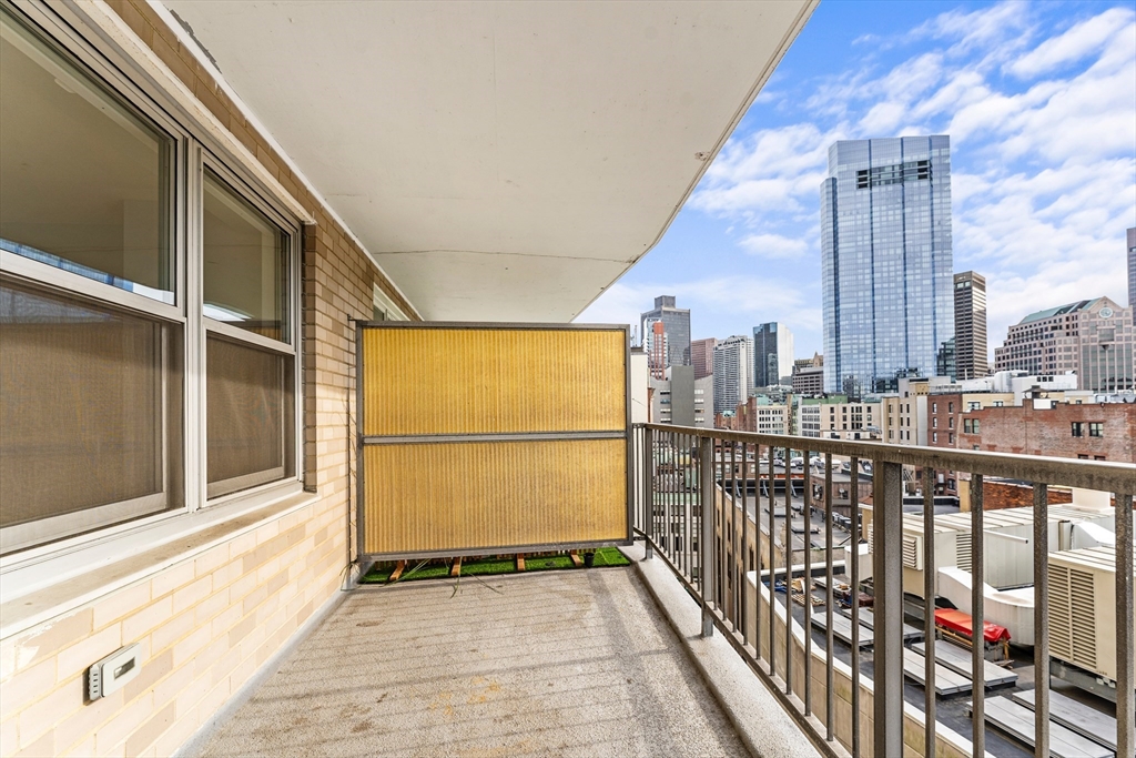 151 Tremont Street # 14B