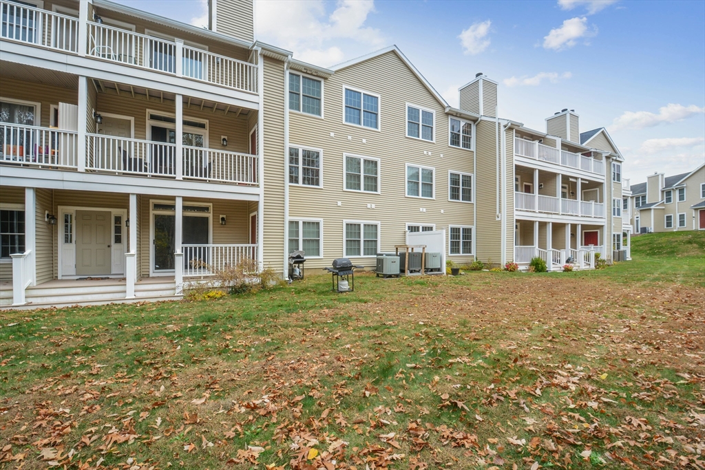 77 Bradford Commons Ln # 77