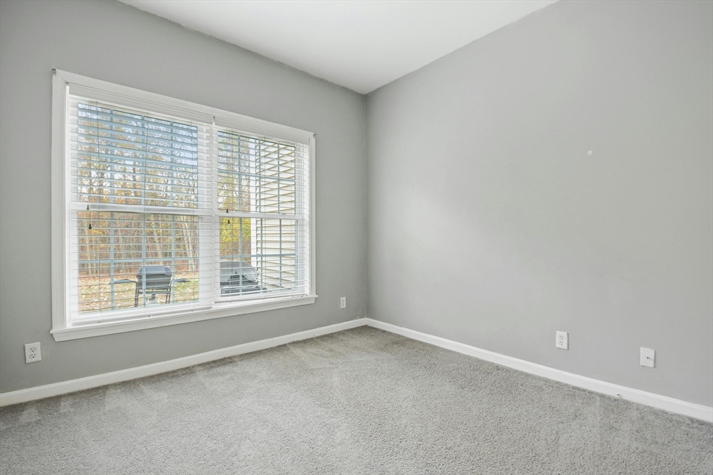 77 Bradford Commons Ln # 77