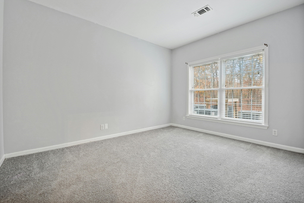 77 Bradford Commons Ln # 77