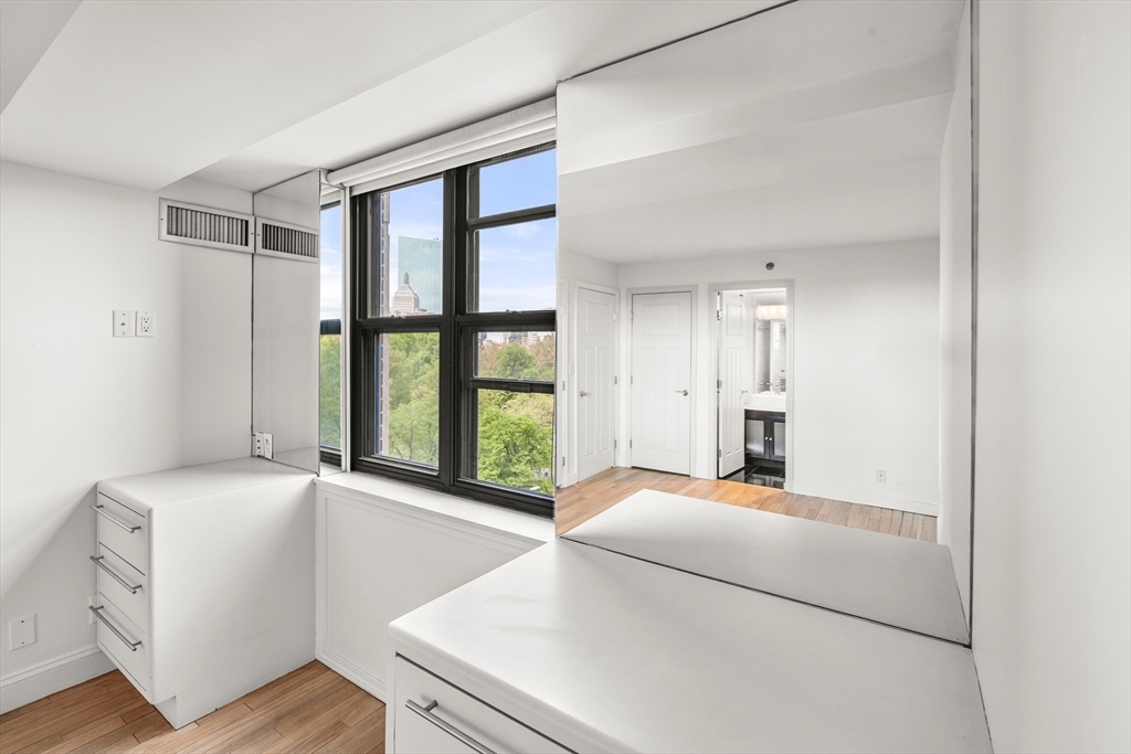 170 Tremont St # 702