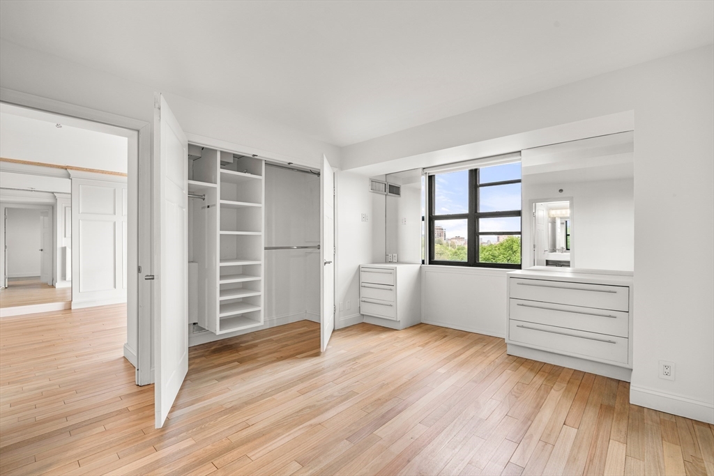 170 Tremont St # 702