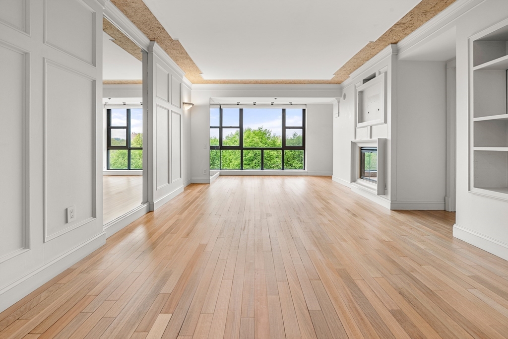 170 Tremont St # 702