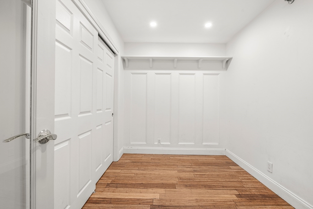 170 Tremont St # 702