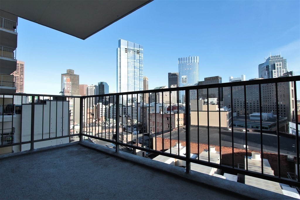 151 Tremont St # 16A