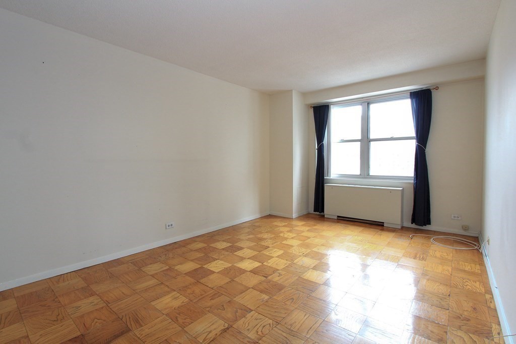 151 Tremont St # 18C