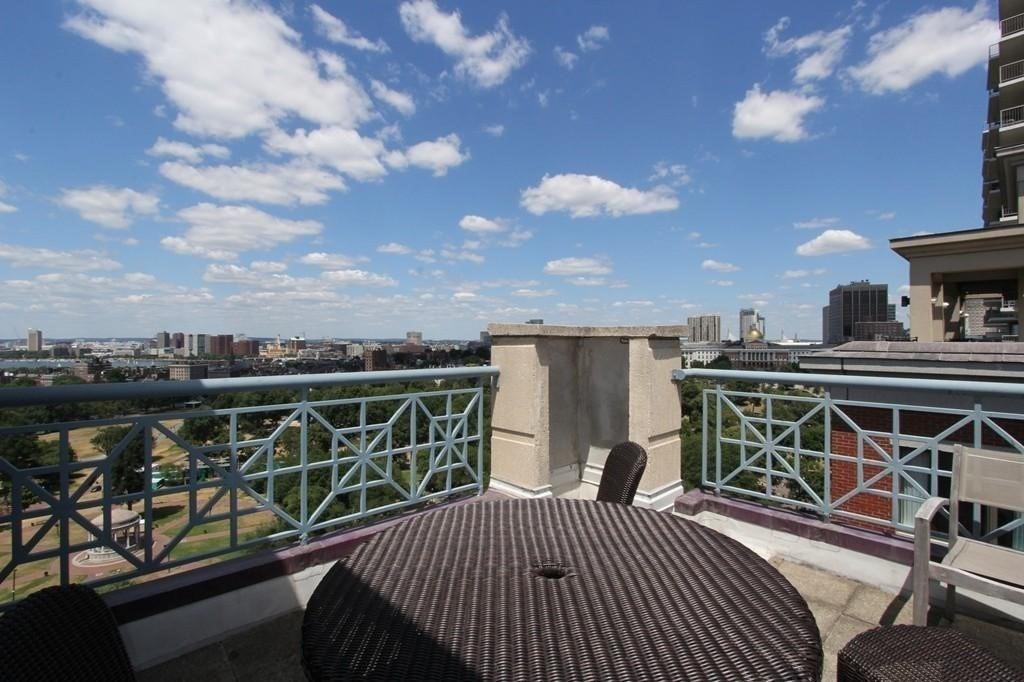 170 Tremont St # 606