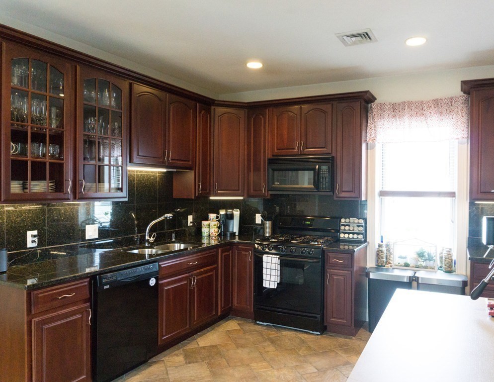 938-940 Dorchester Ave # 3