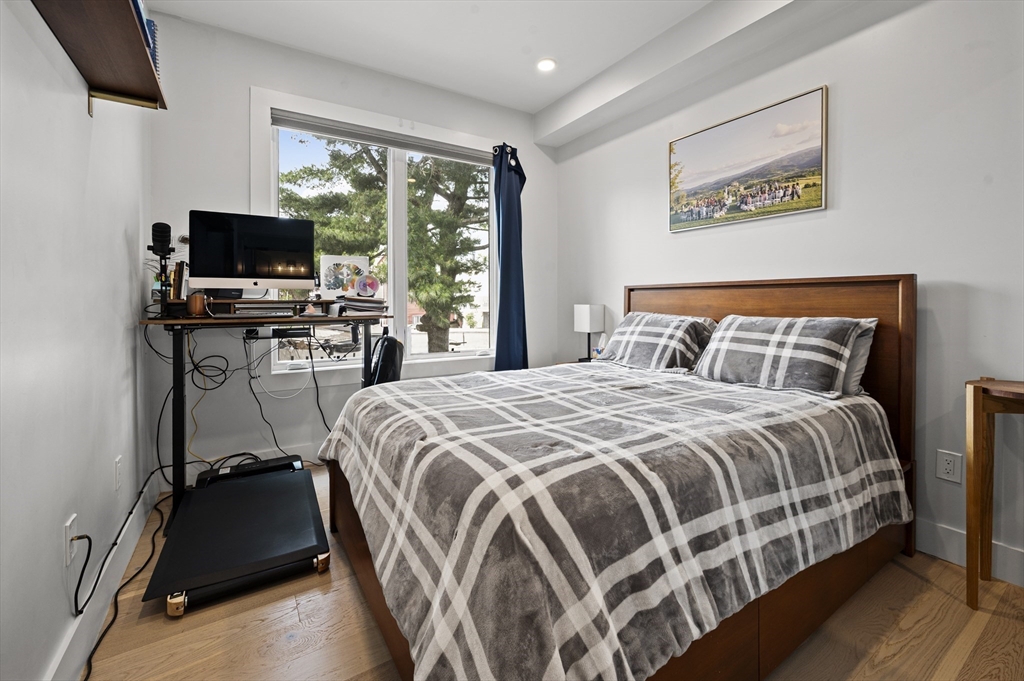 105 Washington St. # 2B