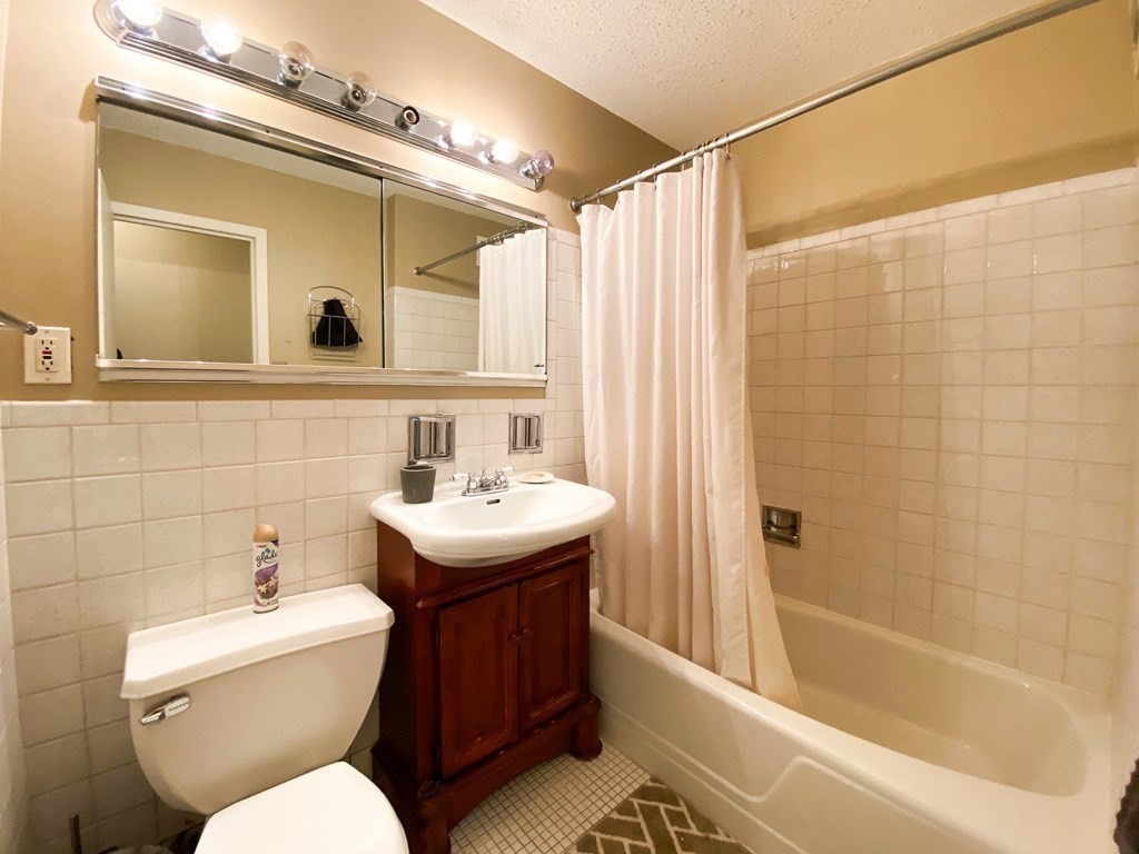 151 Tremont Street # 6D