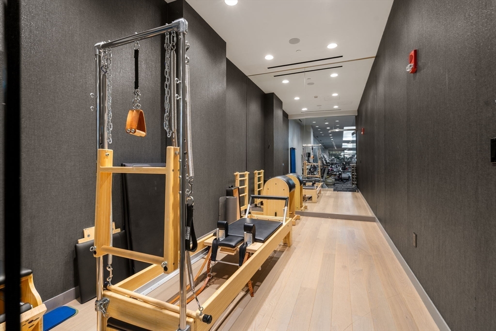 580 Washington Street # 5D