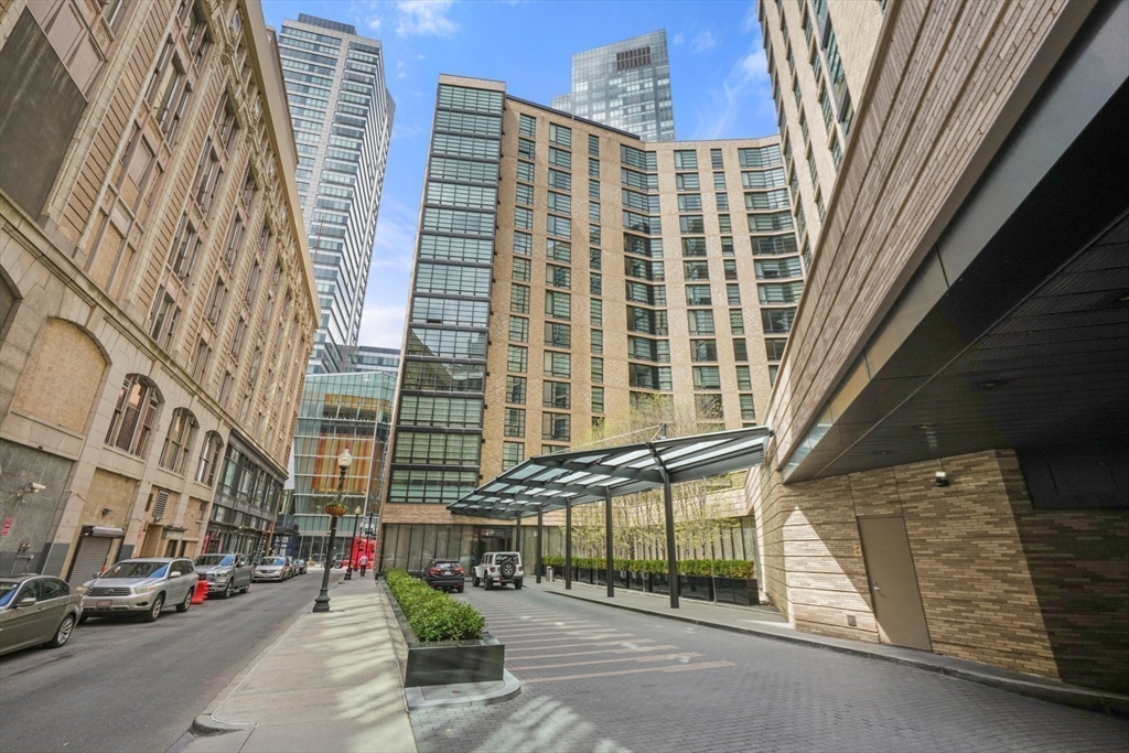 580 Washington Street # 5D