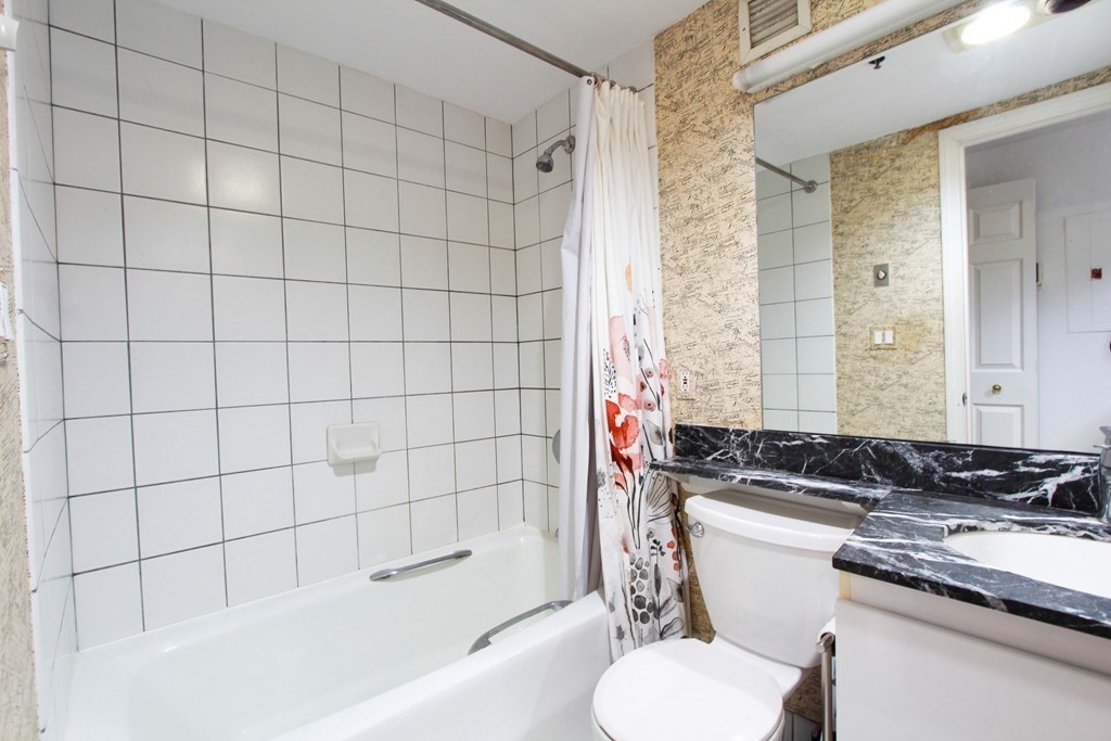 170 Tremont St # 701