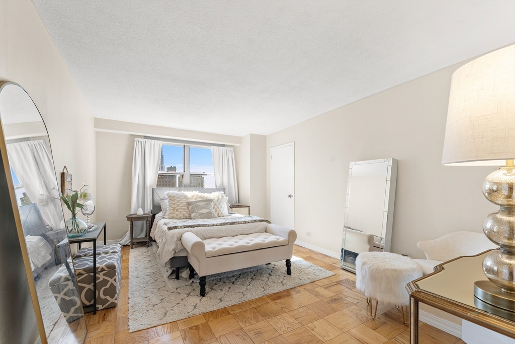 151 Tremont Street # 22U