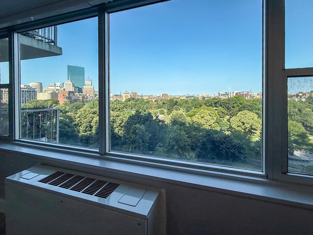 151 Tremont St # 11G