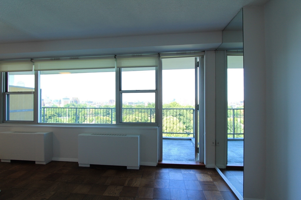 151 Tremont St # 11K