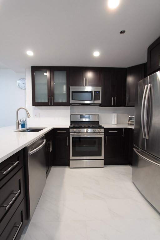 151 Tremont St # 16A