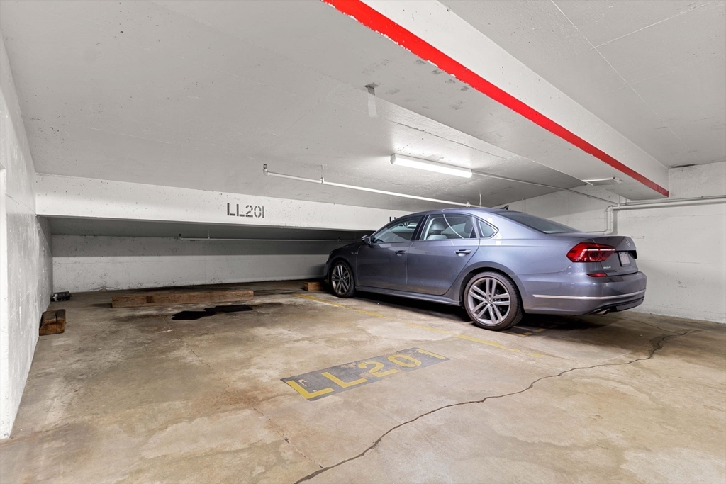 151 Tremont St # 23P