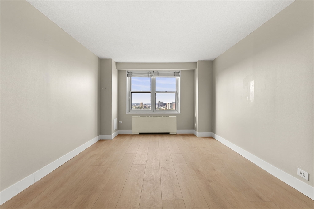 151 Tremont St # 23P