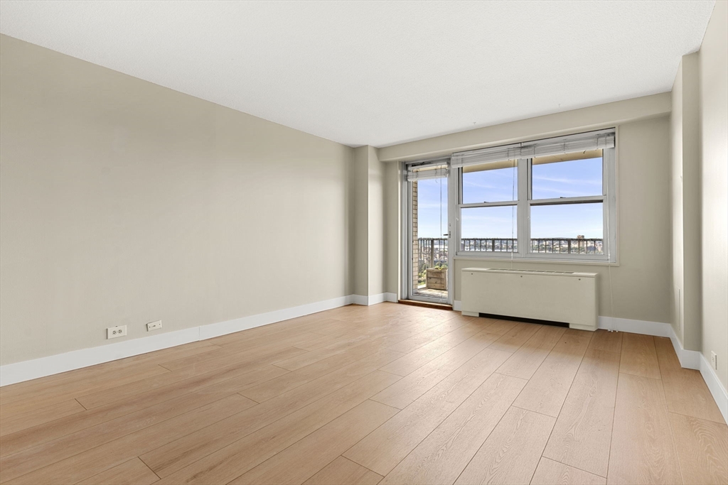 151 Tremont St # 23P