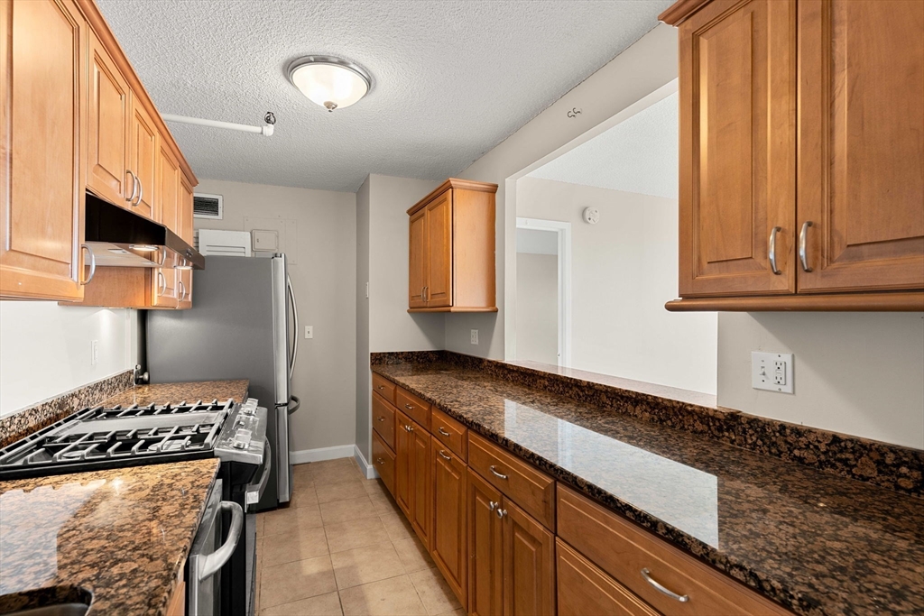 151 Tremont St # 23P