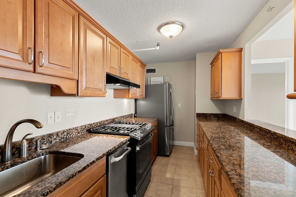 151 Tremont St # 23P