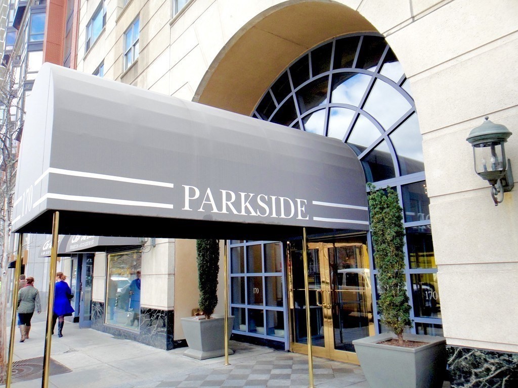 170 Tremont St # 205