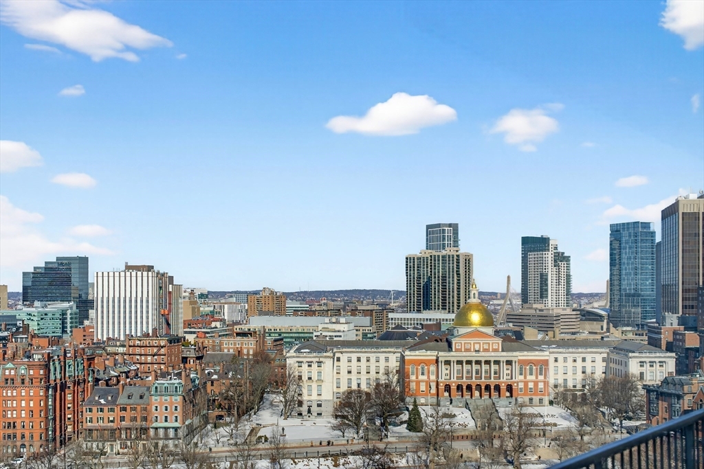 151 Tremont St # 24P