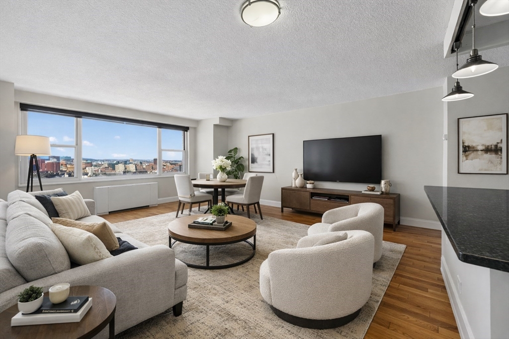 151 Tremont St # 24P