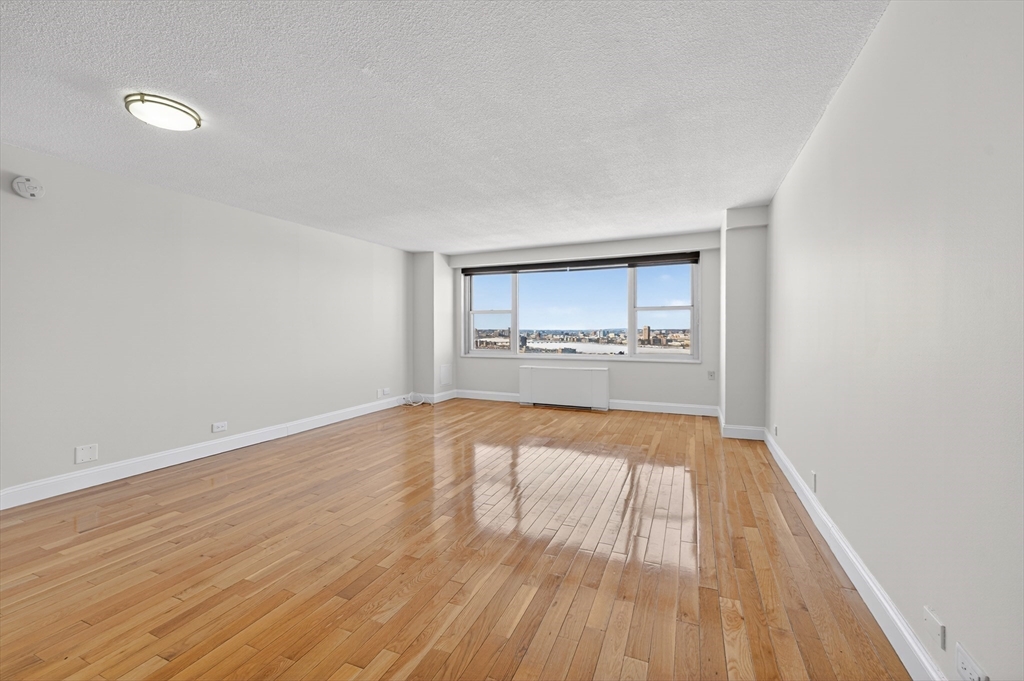 151 Tremont St # 24P