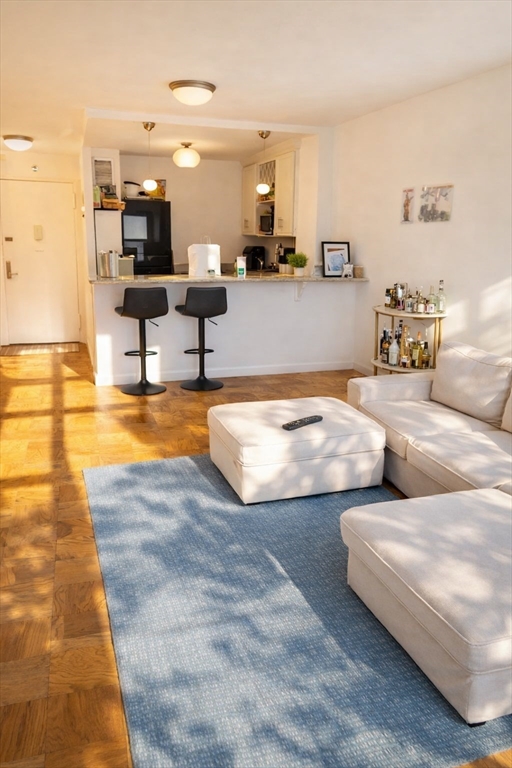 151 Tremont St # 12U