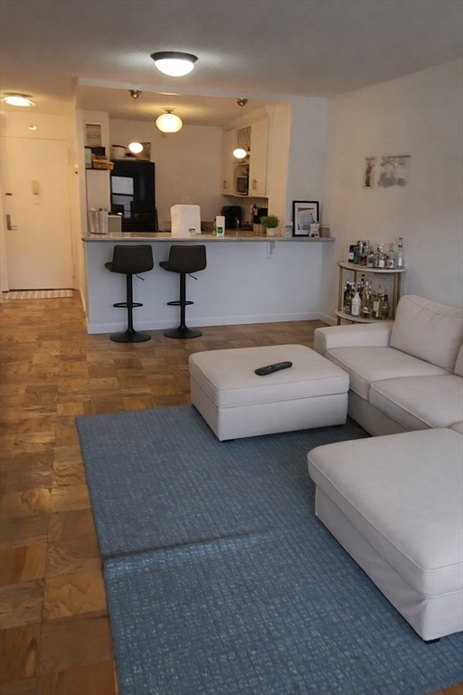 151 Tremont St # 12U