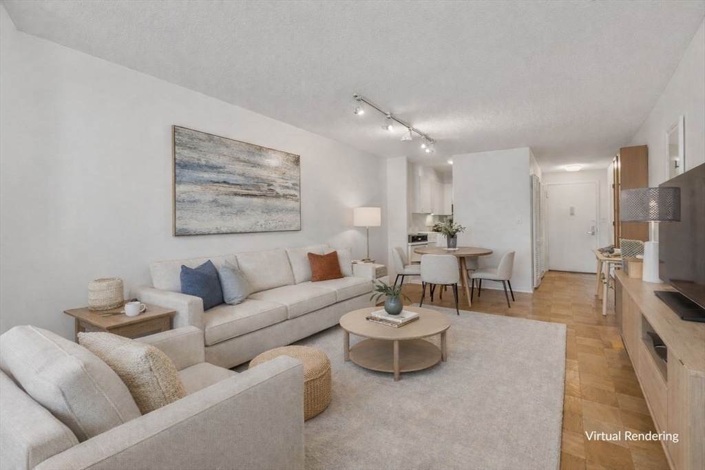 151 Tremont St # 19T