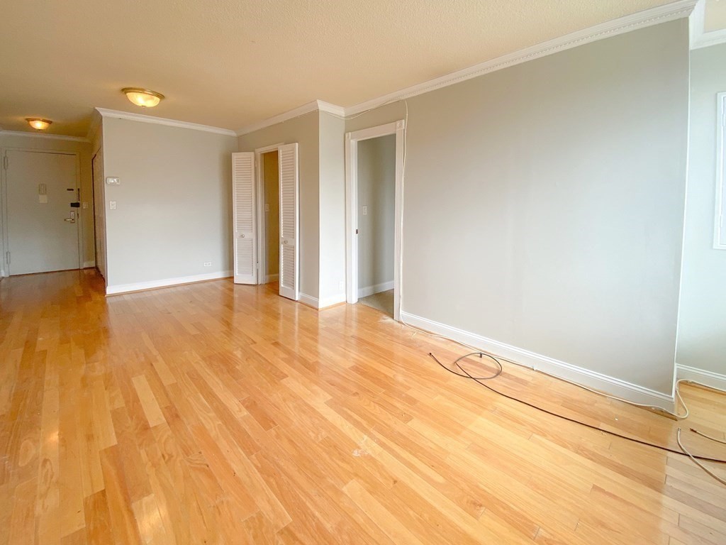 151 Tremont Street # 24S